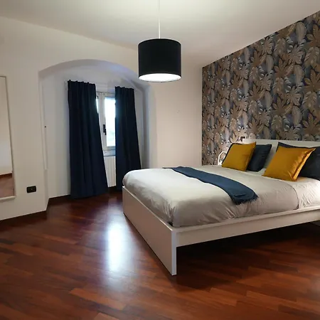 Due Passi Dal Borgo Antico * Bari