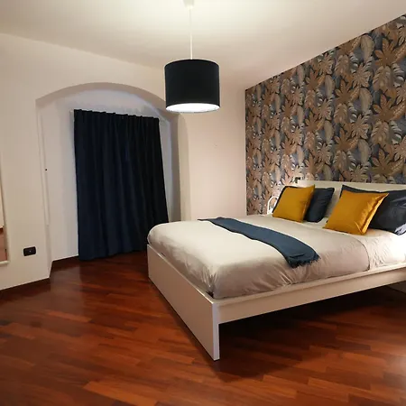 Due Passi Dal Borgo Antico * Bari