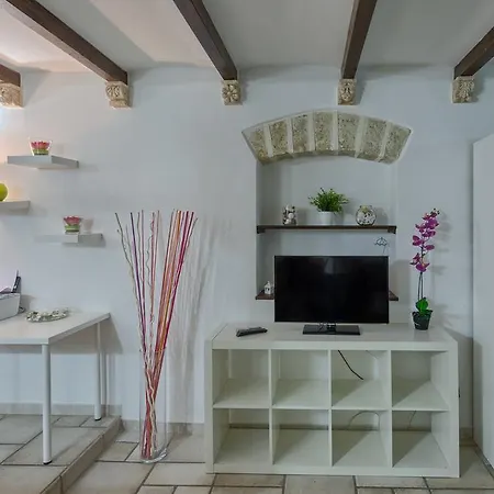 Due Passi Dal Borgo Antico Apartmán *