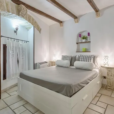 Apartment Due Passi Dal Borgo Antico *