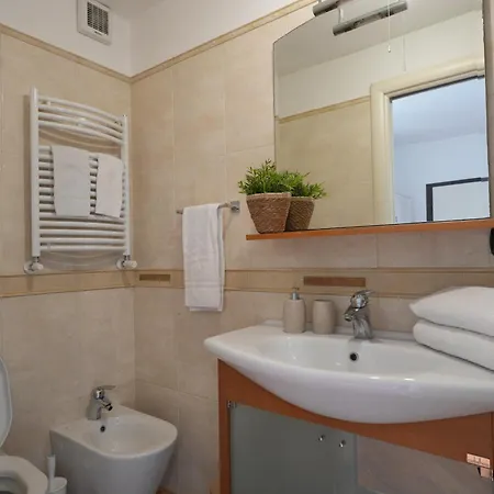 Apartment Due Passi Dal Borgo Antico