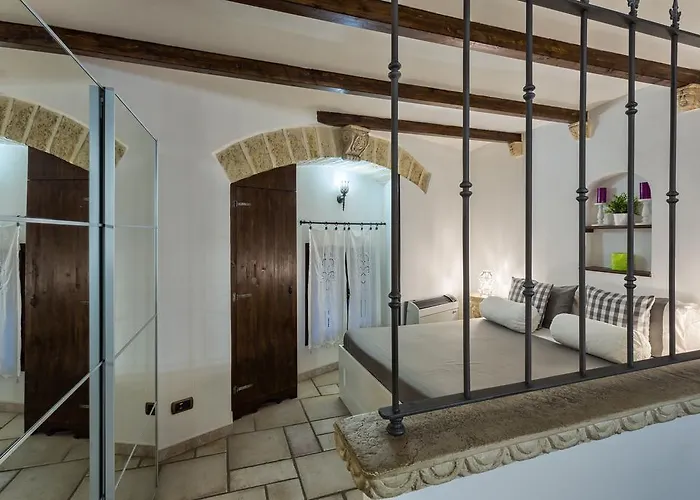 Due Passi Dal Borgo Antico